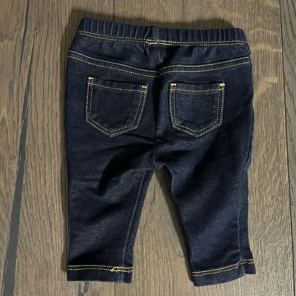 Baby gap pants 0-3M NWT